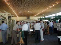 Uvnit� Festhalle